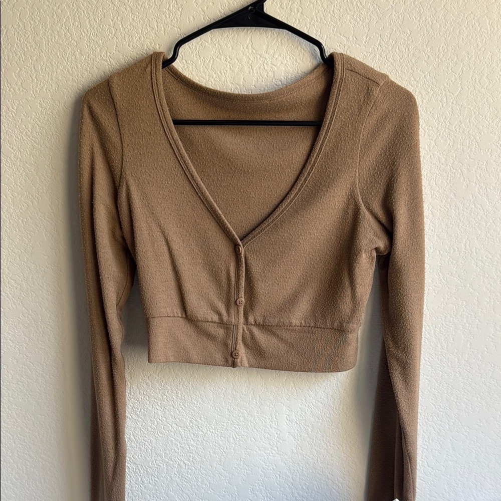 ALO Yoga Tan Long Sleeve Blouse